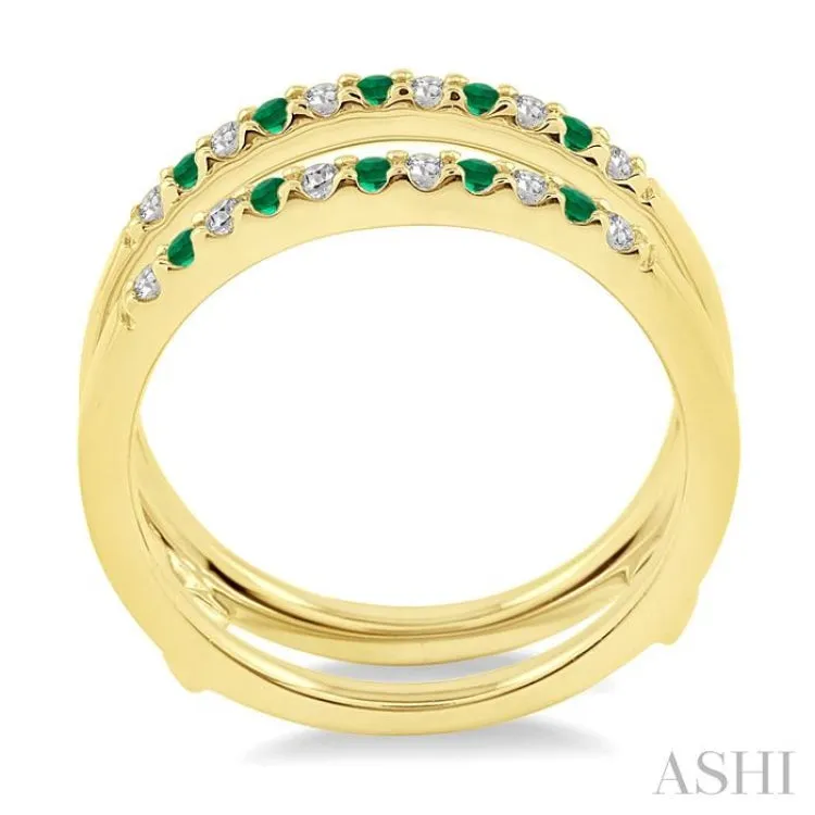 1/6 ctw Round Cut Diamond and 1.45MM Emerald Insert Ring in 14K Yellow Gold