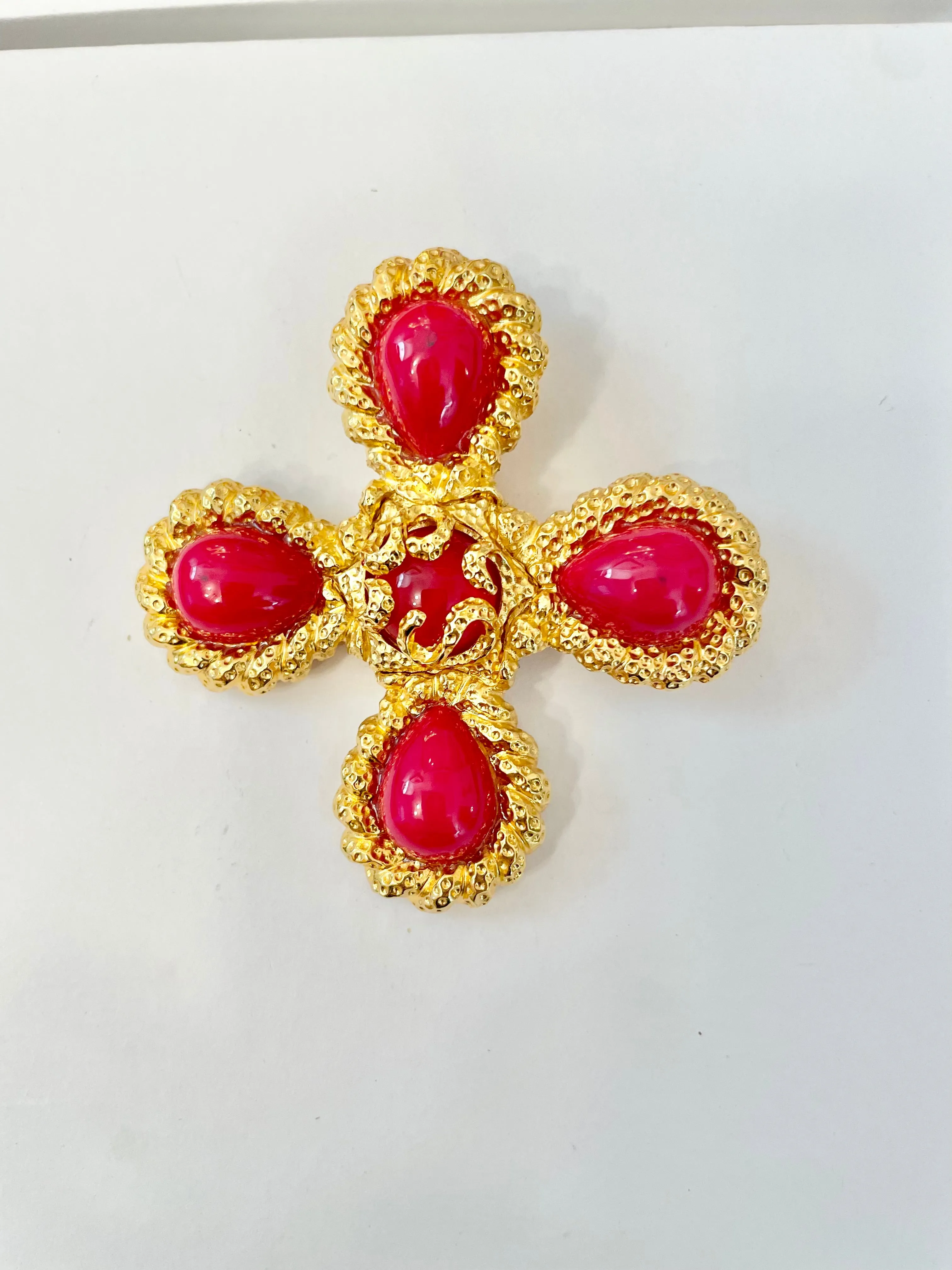 A truly classy St. John hot pink Maltese cross brooch.... so chic