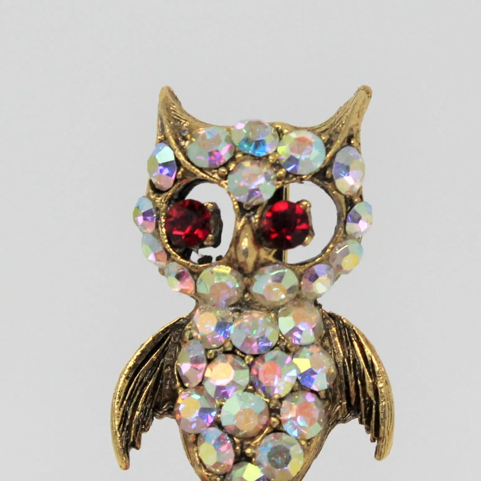 Brooch / Pin, Figural Owl, Aurora Borealis & Ruby Red Rhinestones, Antique Gold Tone, Vintage