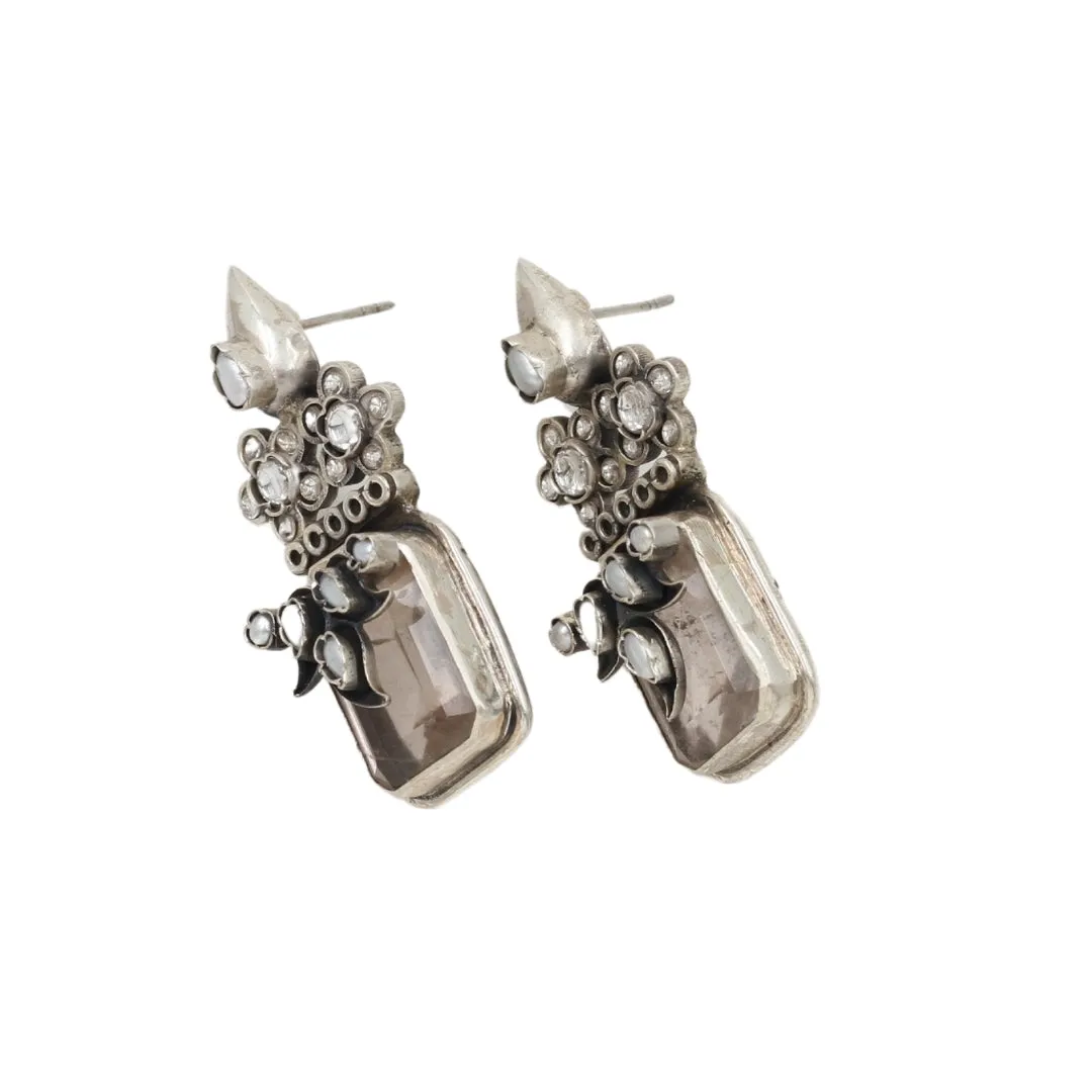 Classic Charm: Timeless Silver Earrings by Sangeeta Boochra