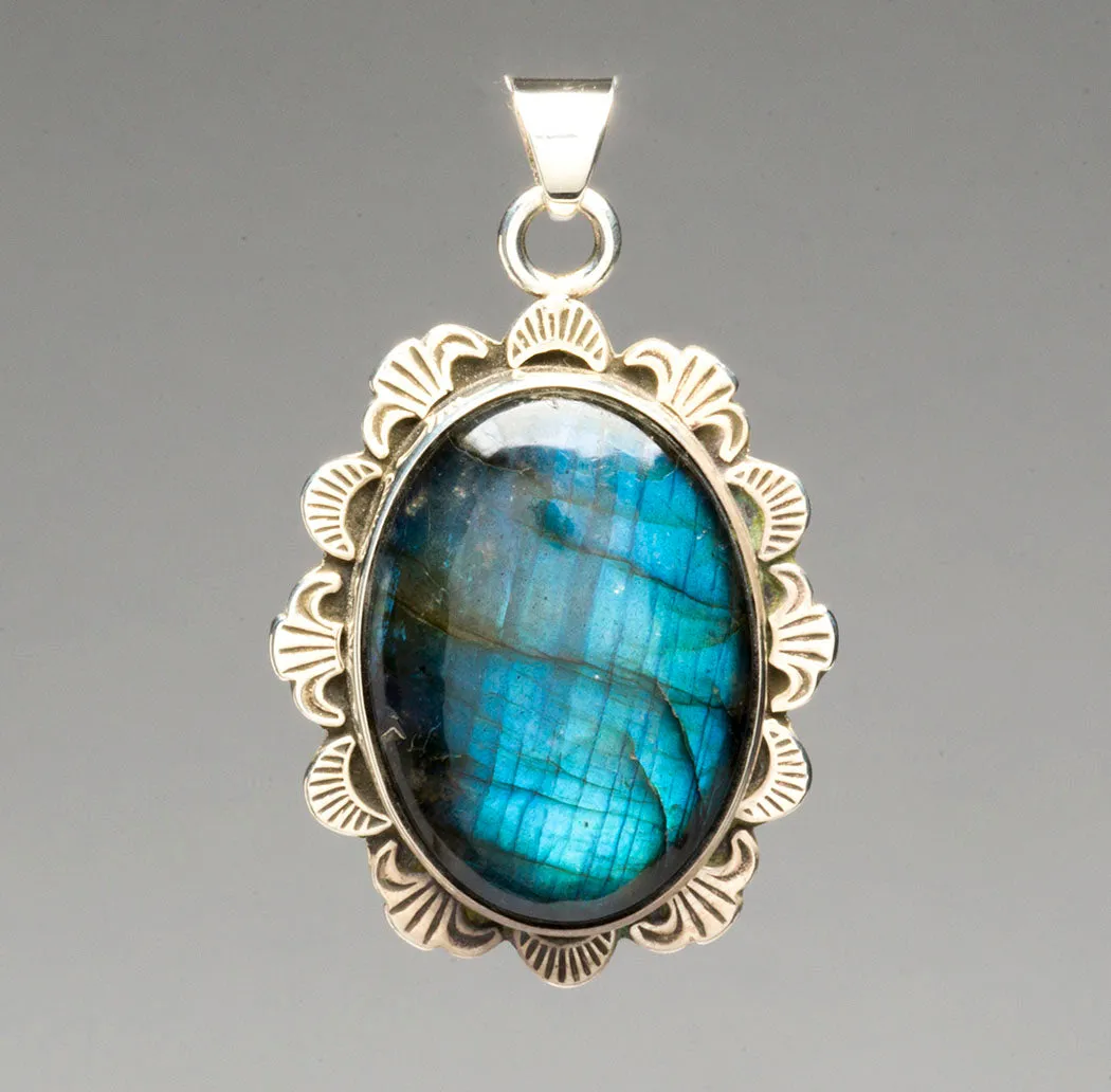 Dreamy Labradorite Pendant With Sagebrush Border