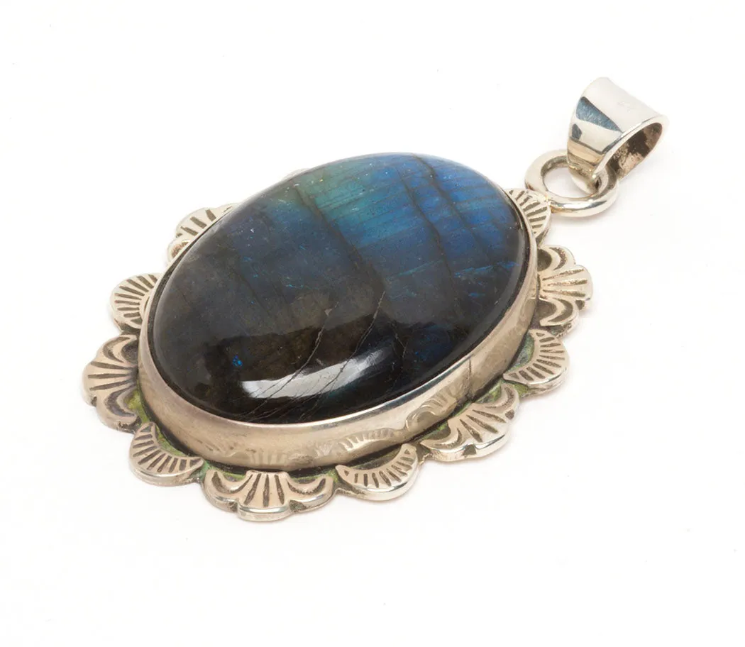 Dreamy Labradorite Pendant With Sagebrush Border