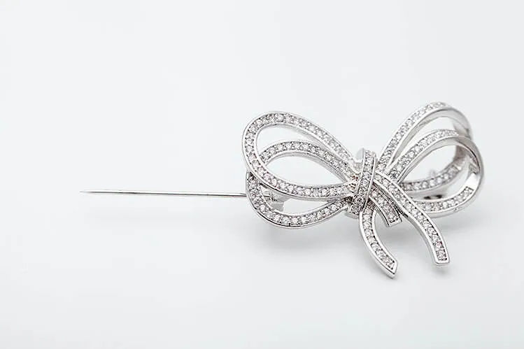 Endearing Love Knot Brooch