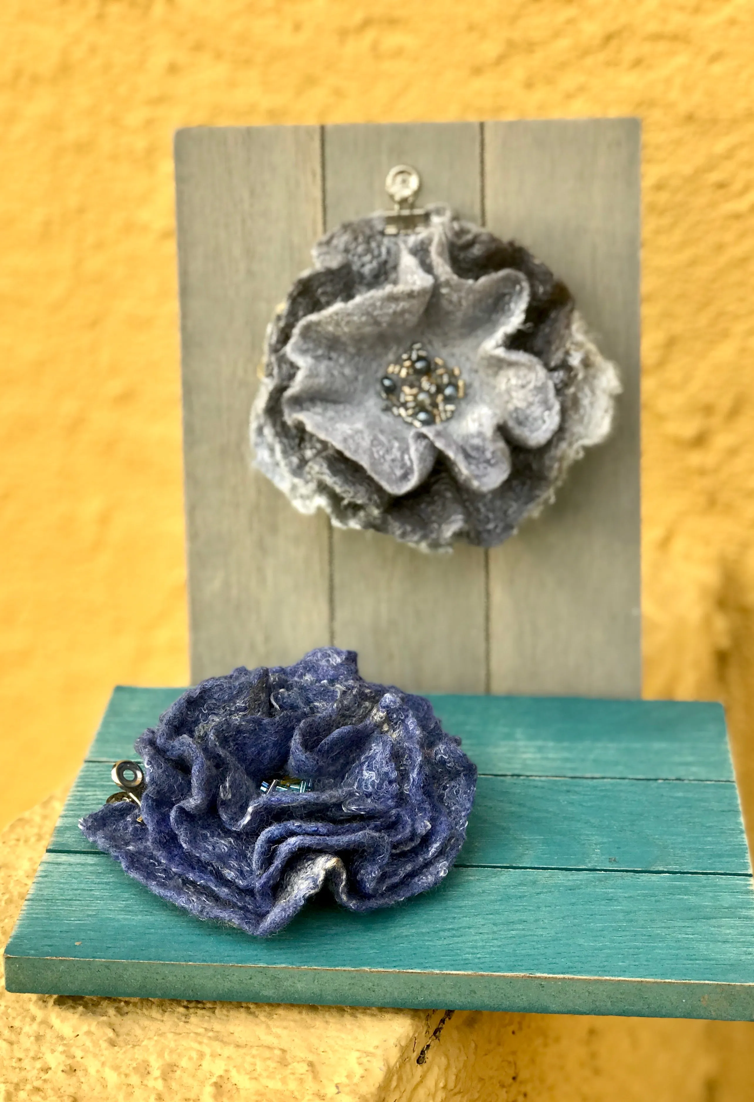 Flower Brooch for Women, Wool Flower Pin Brooch, Bridal Gift