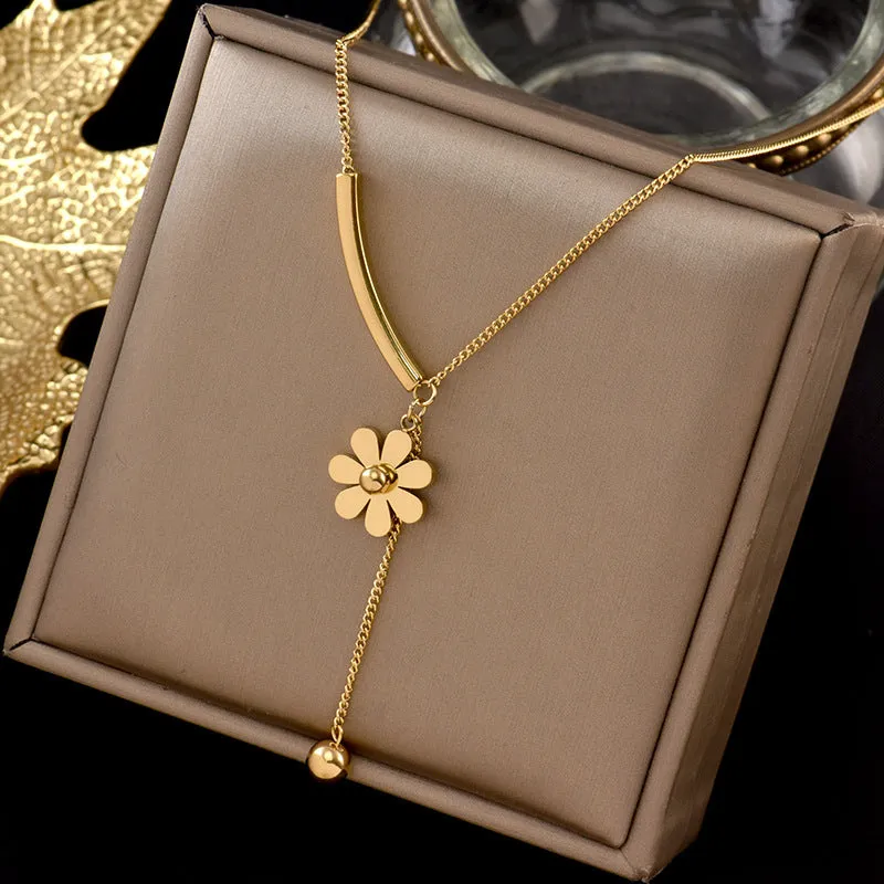 Moderate Luxury Geometric Stainless Steel 18K Gold Plated Necklaces