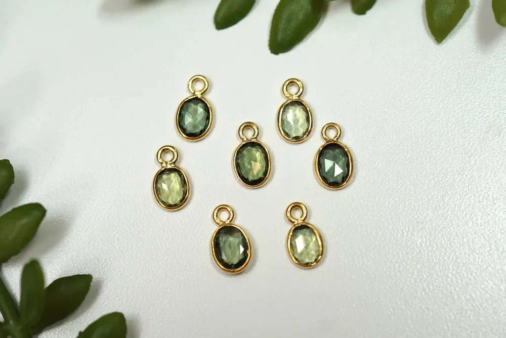 MODERN MOOD FACETED OVAL GREEN TOURMALINE BEZEL CHARM