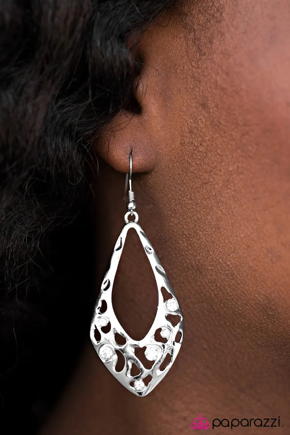 Paparazzi Earring ~ Dont Flatter Yourself - White