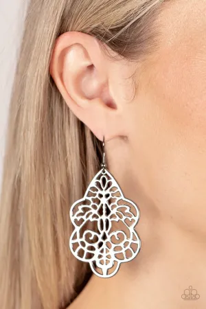 Paparazzi Earring ~ Festive Foliage - Silver