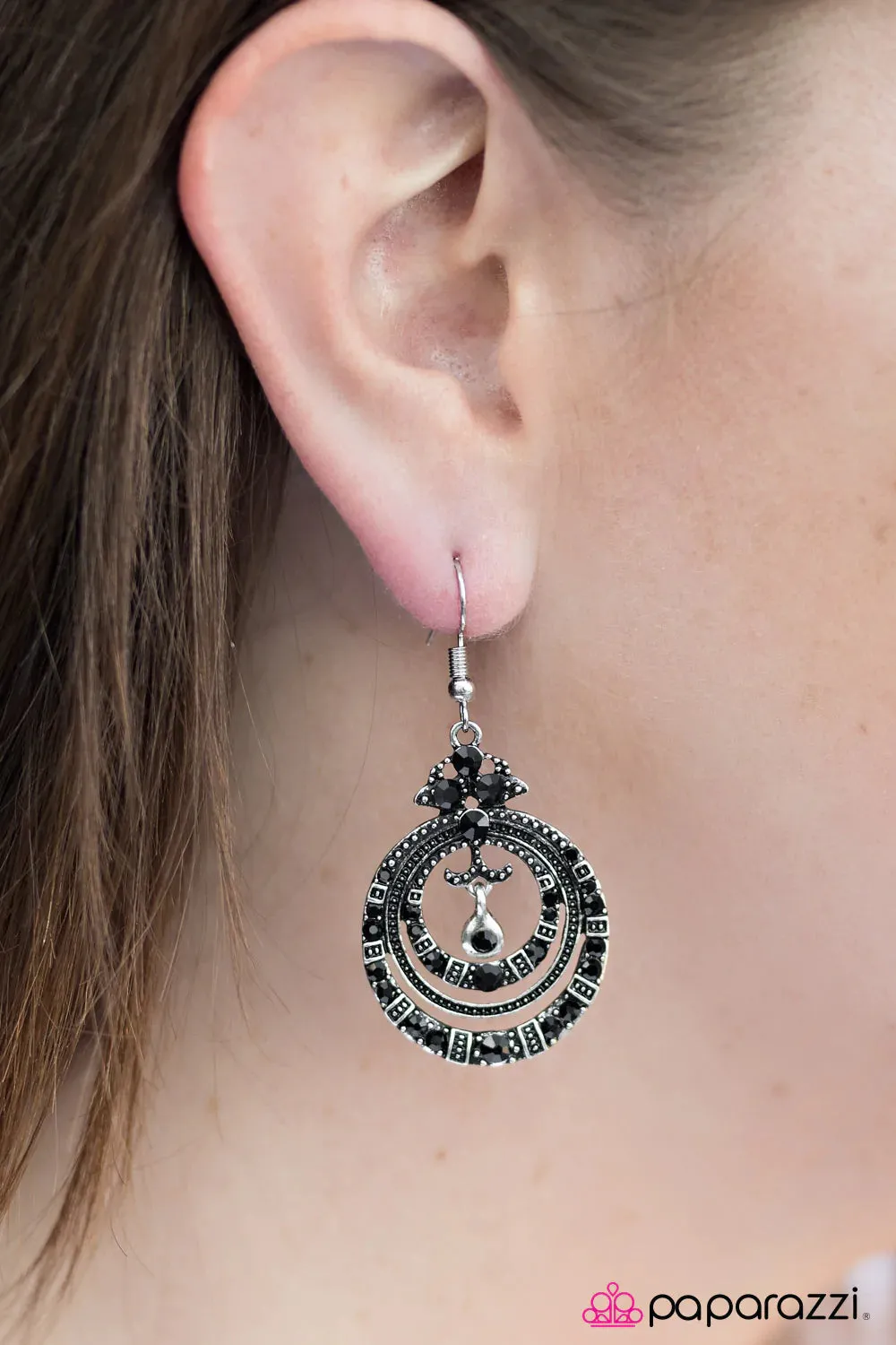 Paparazzi Earring ~ Hopelessly Havana - Black