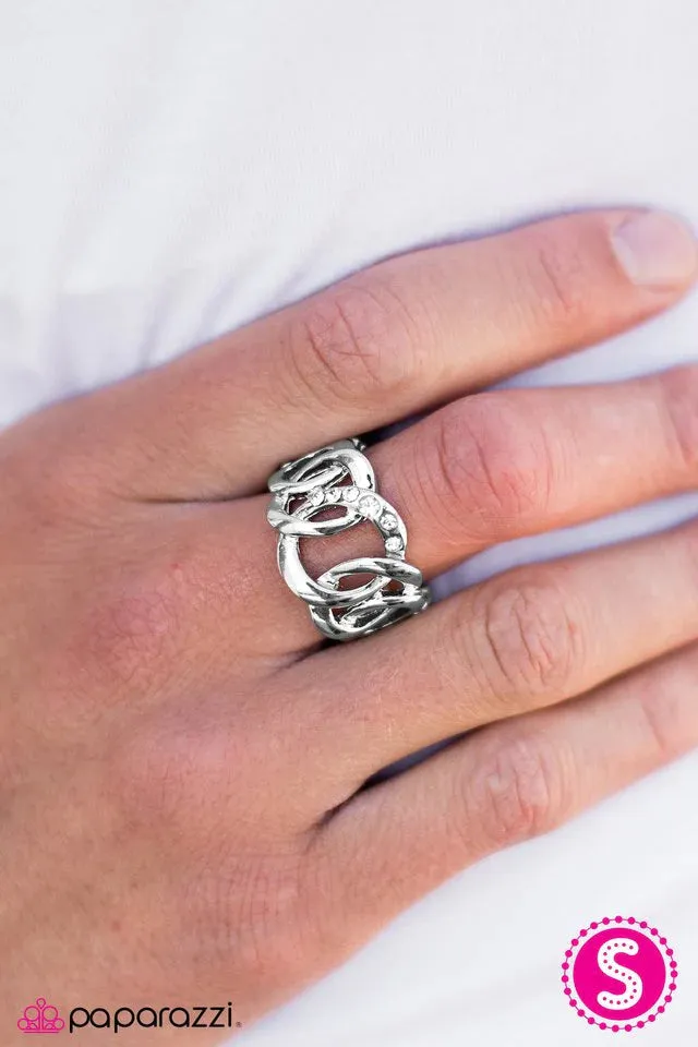 Paparazzi Ring ~ An Extra Side of Sparkle - White