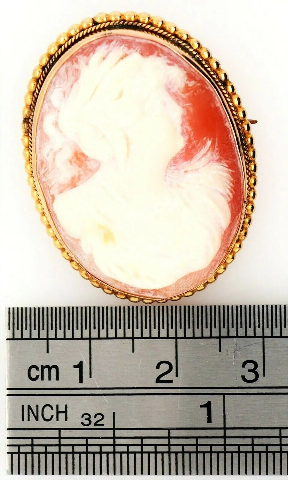 Shell Cameo 9ct Yellow Gold Portrait Brooch