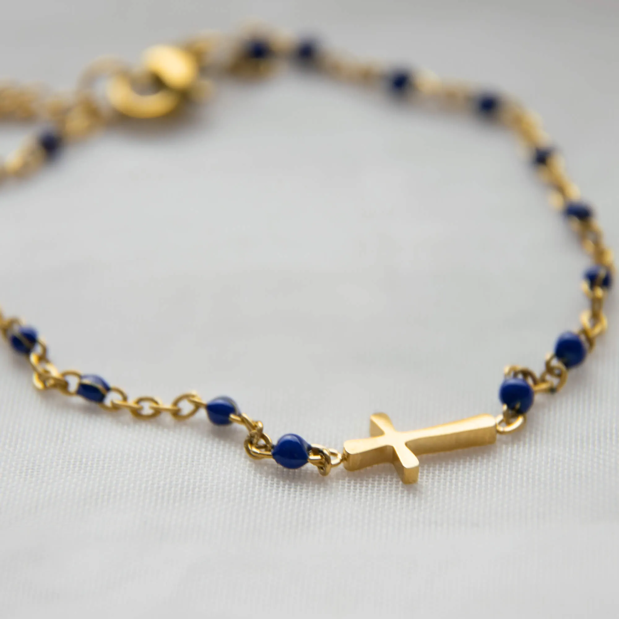 Women's Cross Bracelet <br> Chic